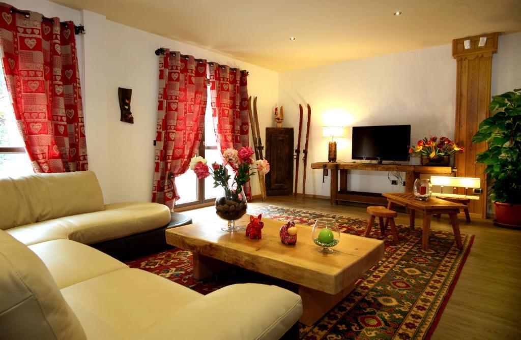 Hotel Boton D'Or & Wellness A Ла-Тюйль Экстерьер фото