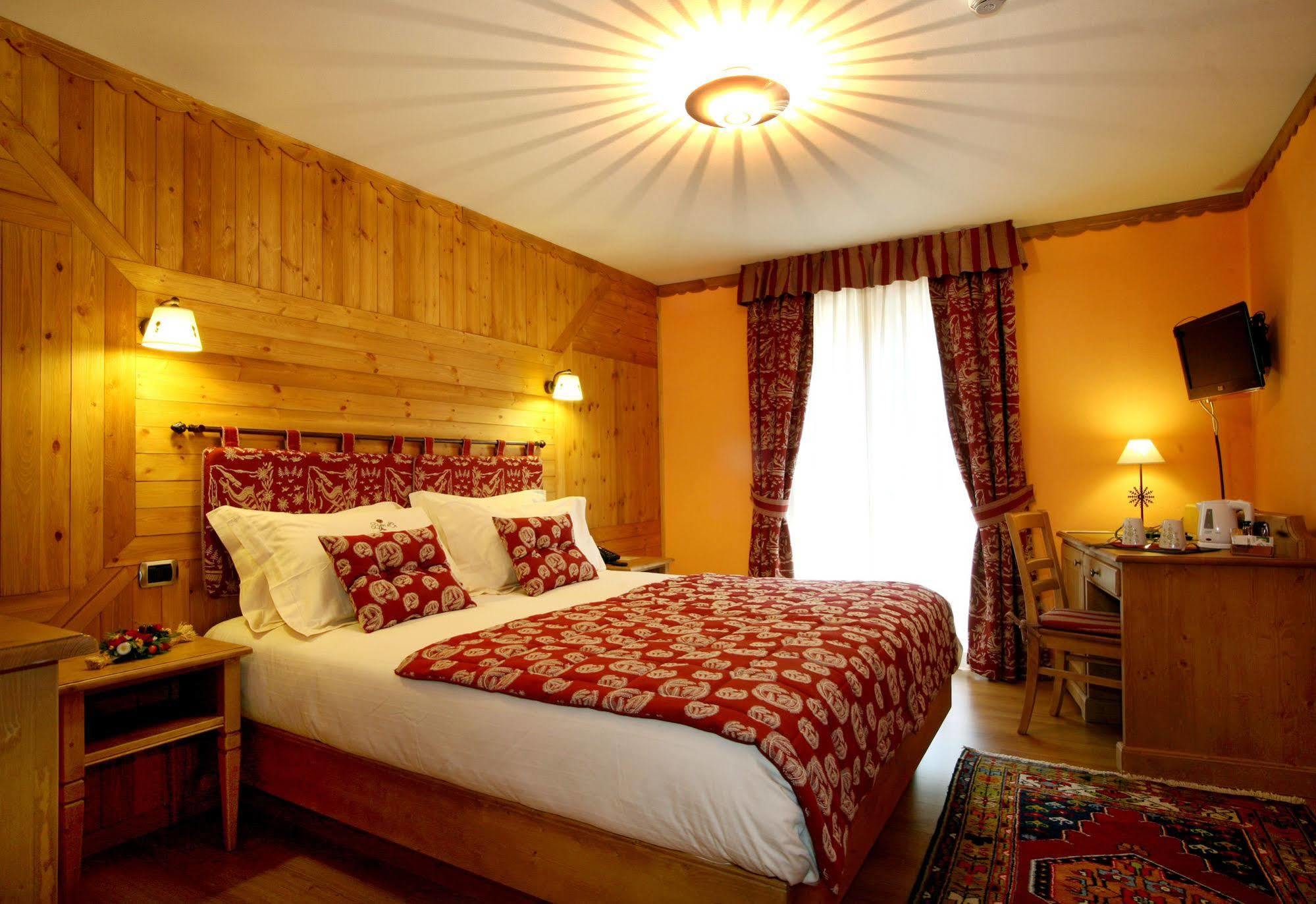 Hotel Boton D'Or & Wellness A Ла-Тюйль Экстерьер фото